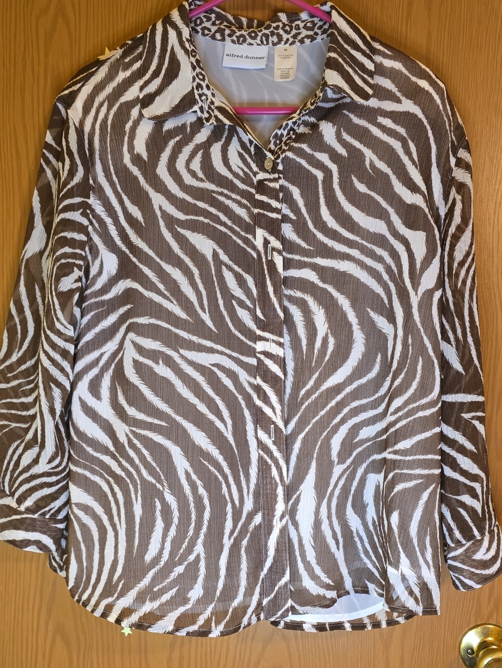 Alfred Dunner Brown & White Zebra-Stripe Button Front Blouse